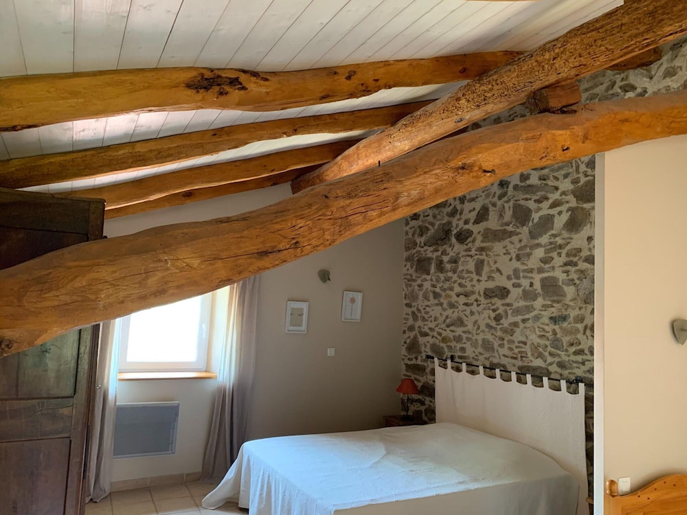 Holiday Home in Saint-beauzire With Garden and Private Terrace view 4