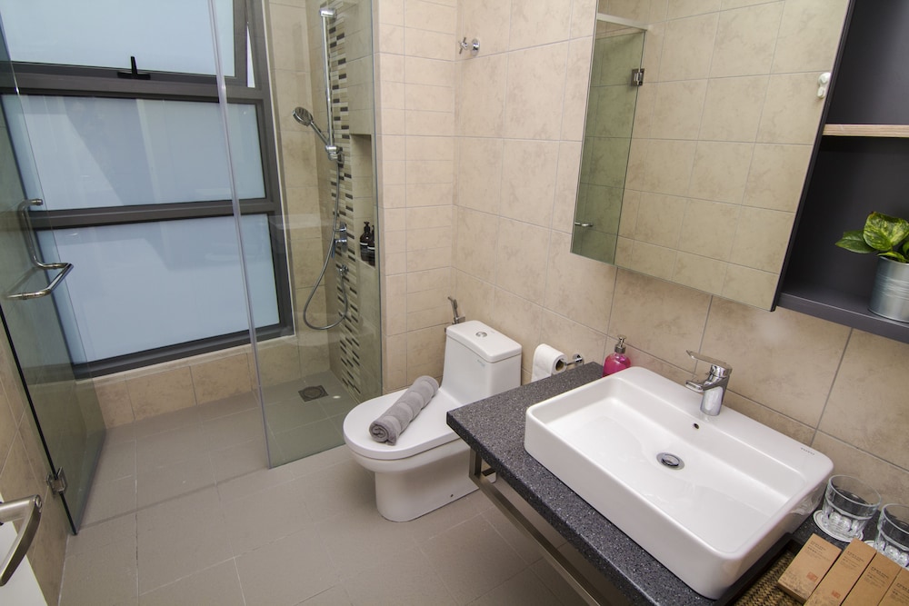 The Robertson by Homes Asian