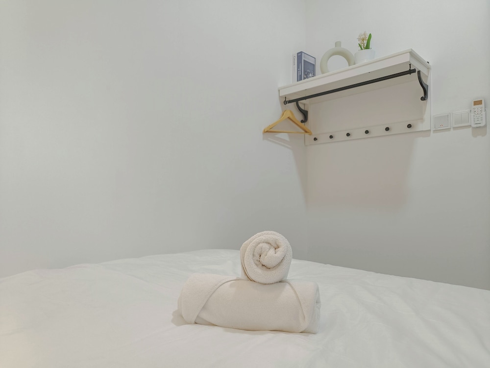 Neu Suites by Manhattan Group