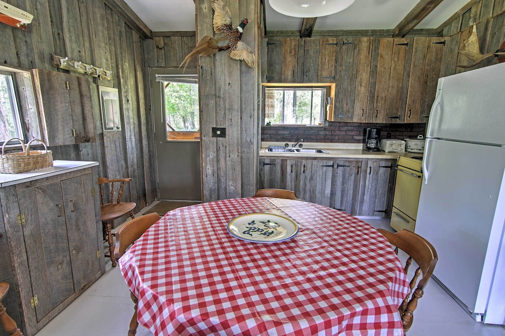 Rustic De Tour Village Cabin w/ Deck on Lake Huron