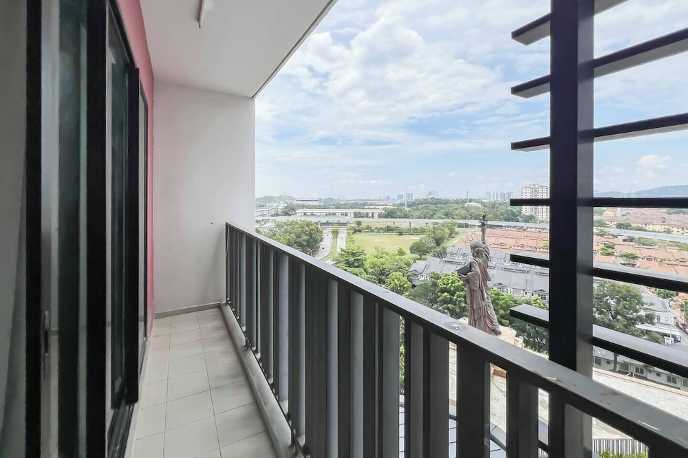 I City Luxury Condo Shah Alam Smarthome