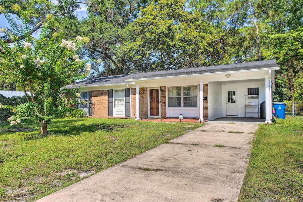 Brunswick Vacations - Pet-friendly Brunswick Retreat w/ Gas Grill! - Property Image 4