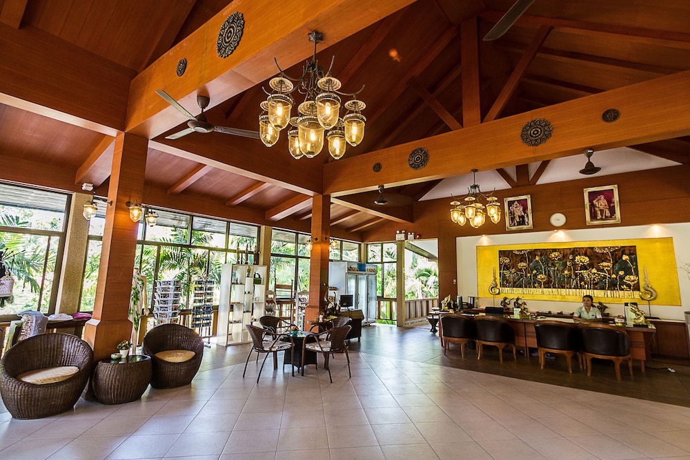 Coco Palm Beach Resort