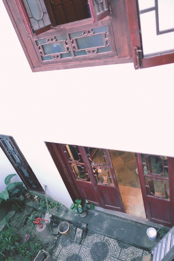 The Glanceback Garden Guest House
