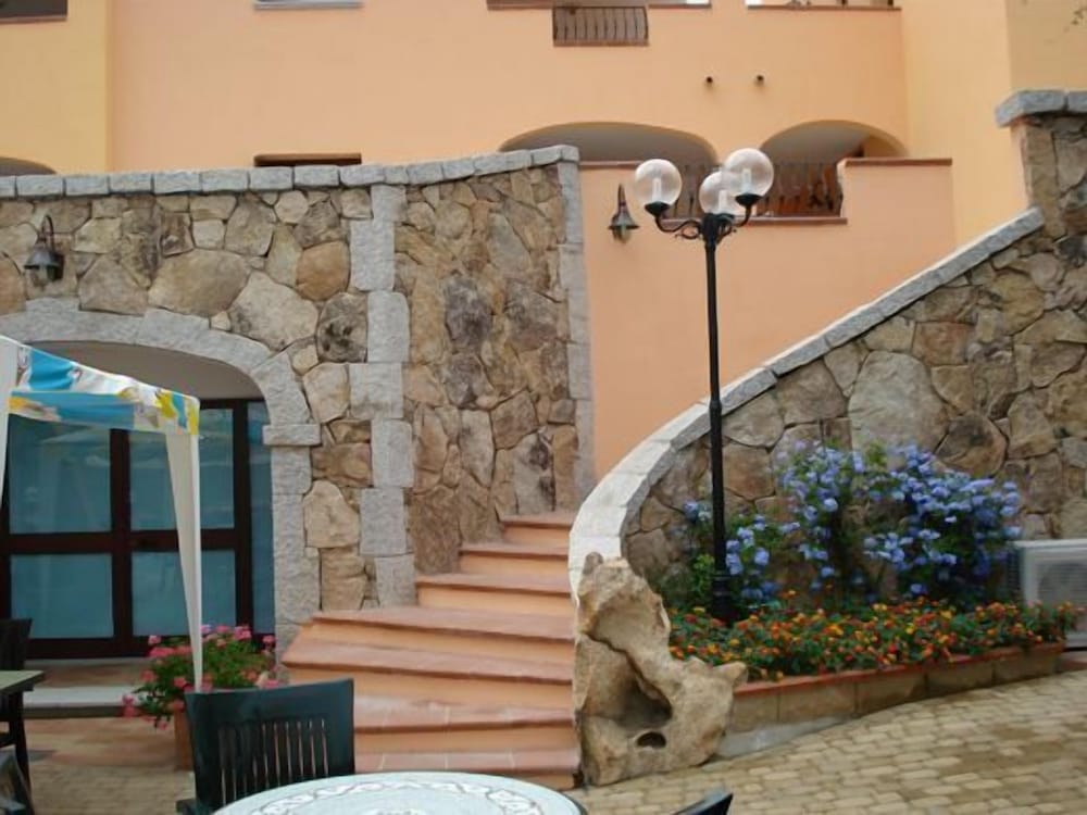Photo 48