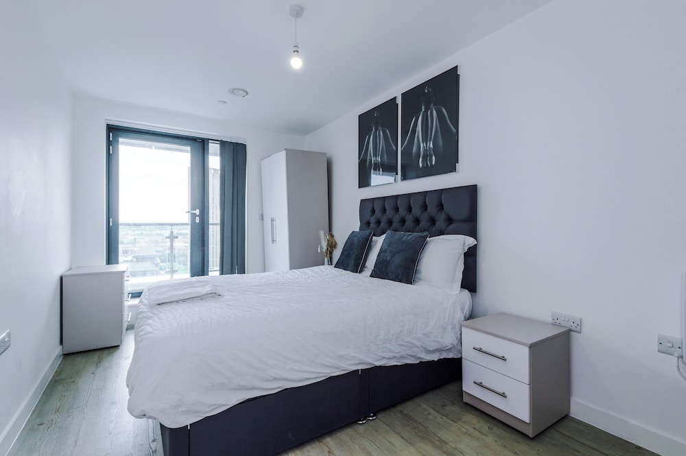 Quayview Oasis in Salford view 5