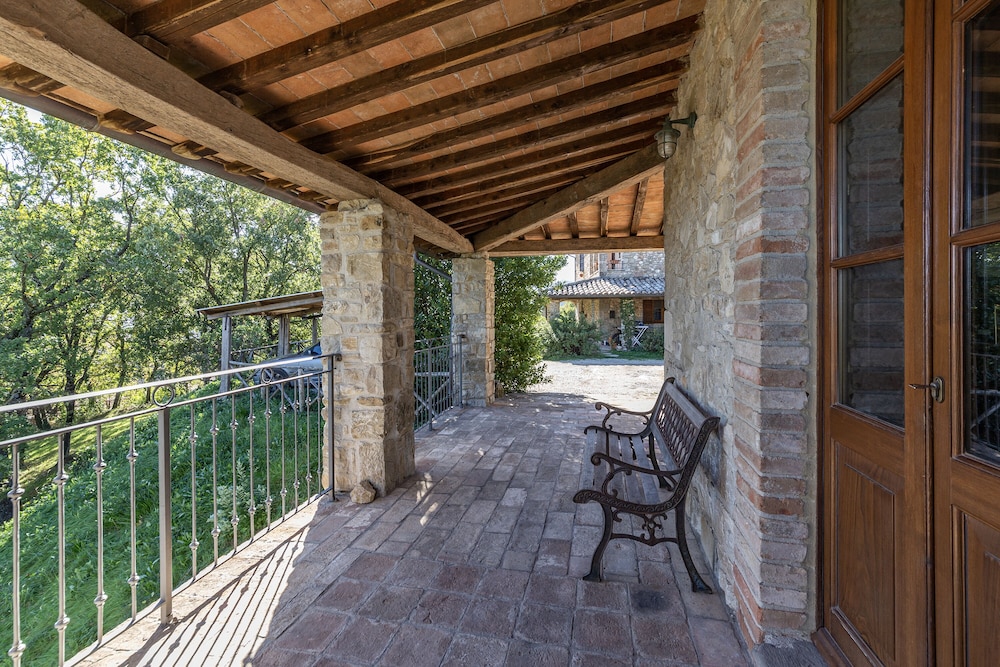 Chalet In Enchanted Forest Private Pool view 4