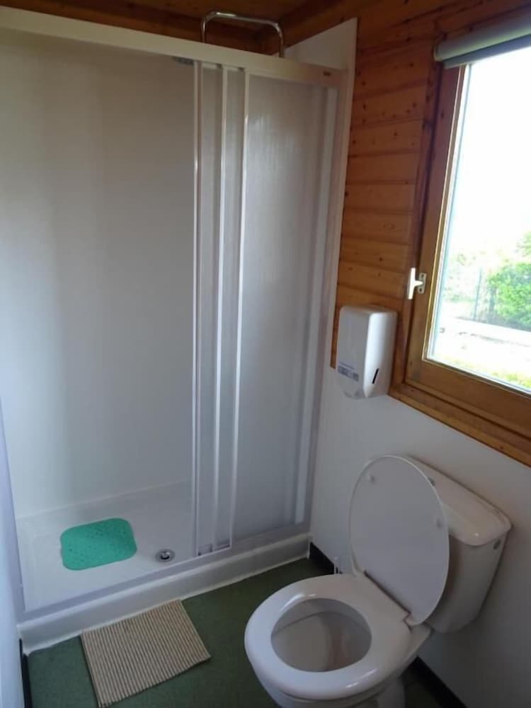 Camping & Bungalows Leagi