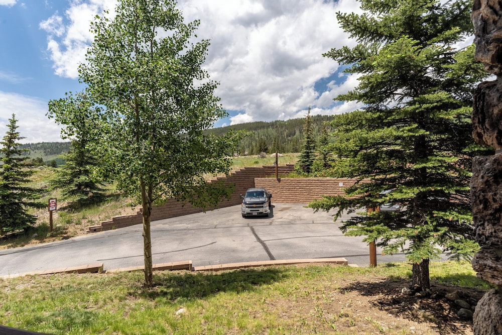 Hidden River Lodge #5942