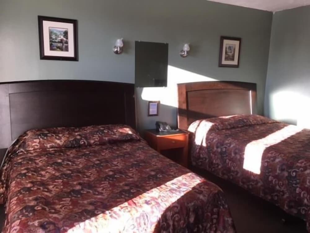 Thunder Bay Vacations - Modern Motel - Property Image 20