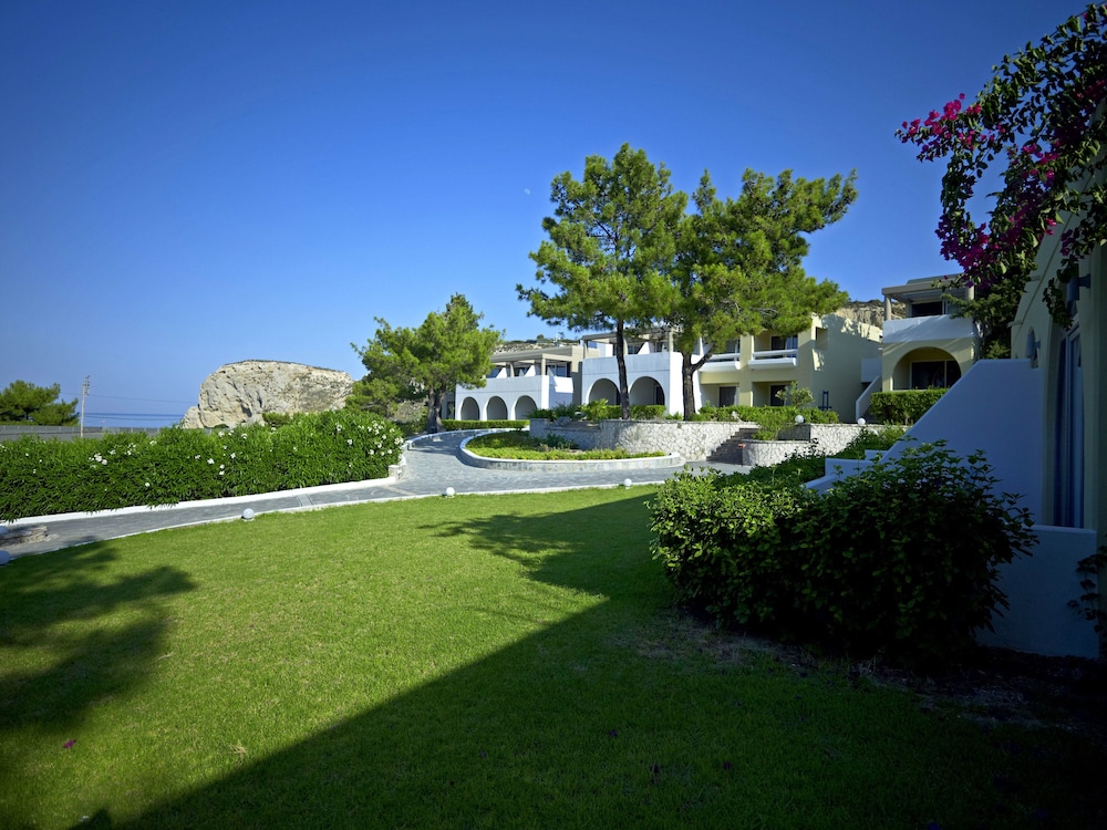 Porto Angeli Beach Resort – All Inclusive