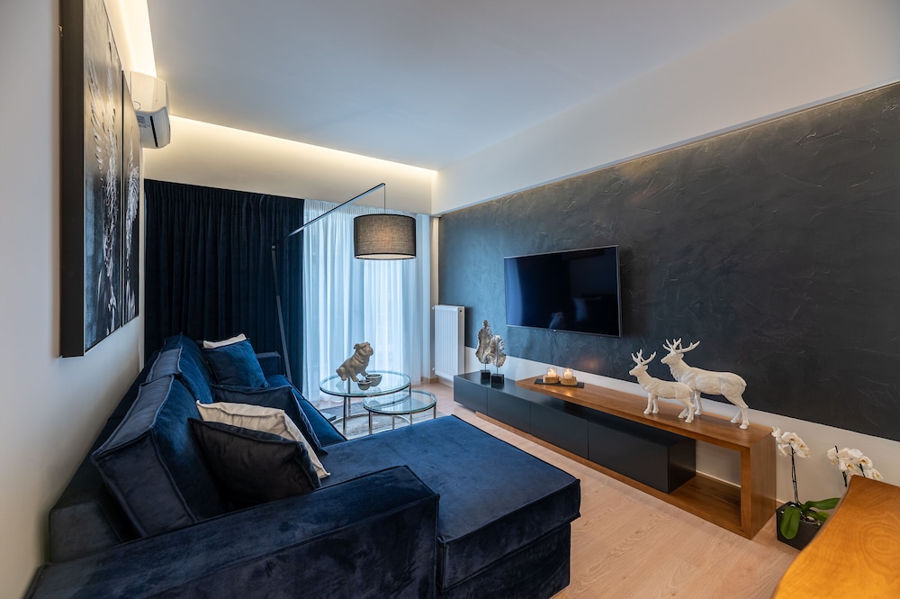 Acropolis View Deluxe Penthouse & Luxury Apartments