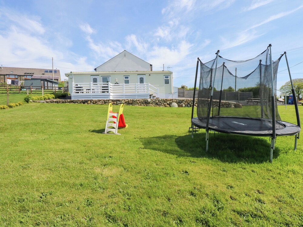 Ty Newydd Caravan