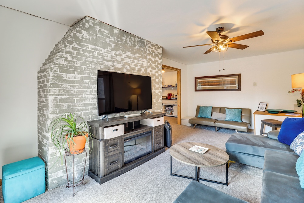 Lovely Tobyhanna Getaway w/ Game Room & Fire Pit!