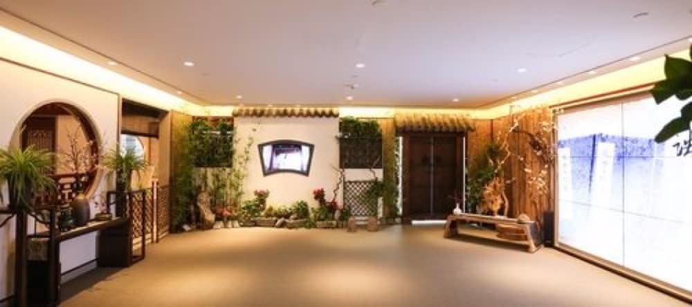 Ovation Seven-Cultivation Hotel