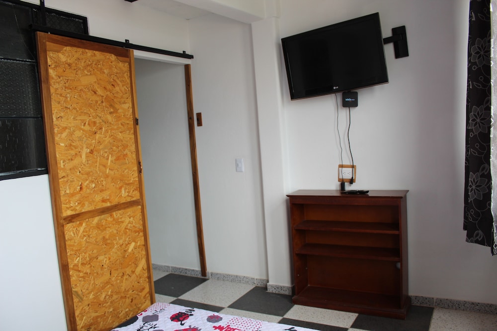 Hostel Mirador Aukan