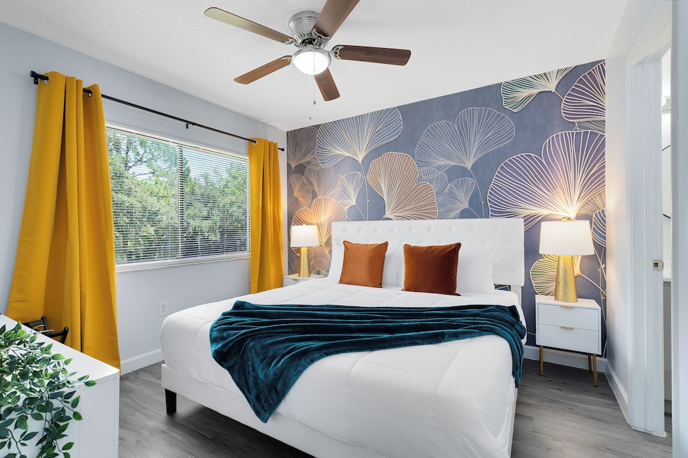 Oasis Apartment Homes