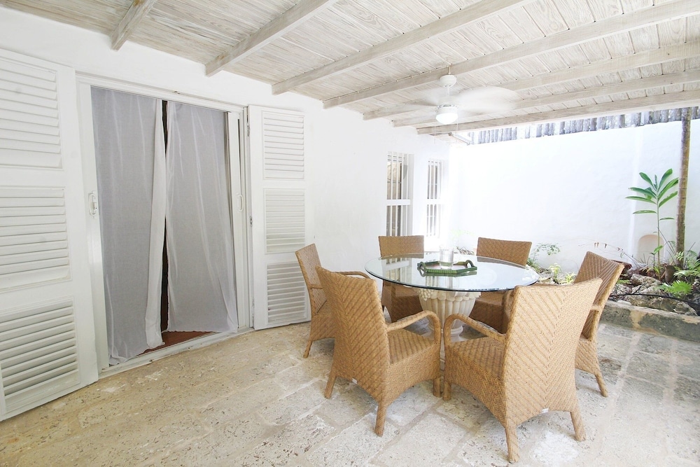 Poolside Paradise Near Beach - Pavilion Villa by Bluescape