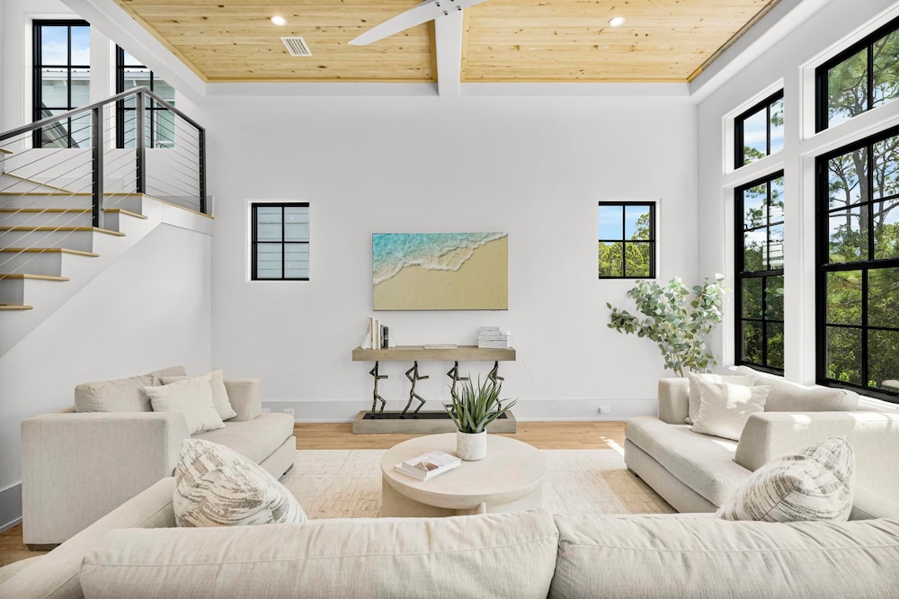 30A Beach House - Mia's Beach House