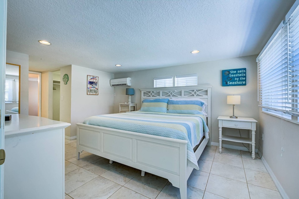 Driftwood Beach Oasis view 2