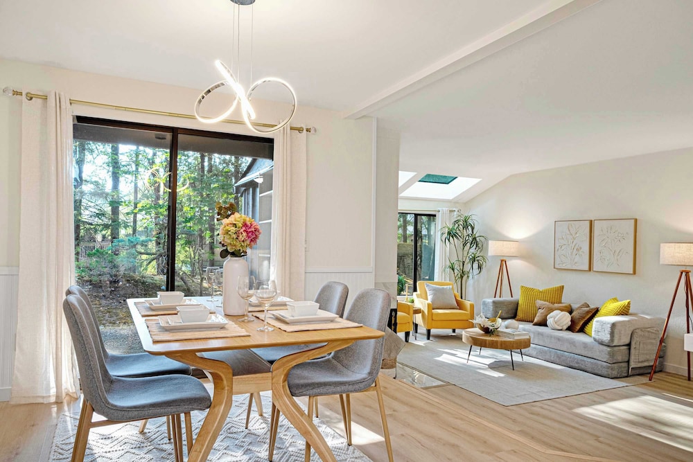 @marbella Lane-cozy Luxury Townhome Near Microsoft