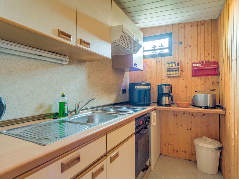 Comely Holiday Home in Güntersberge near Forest