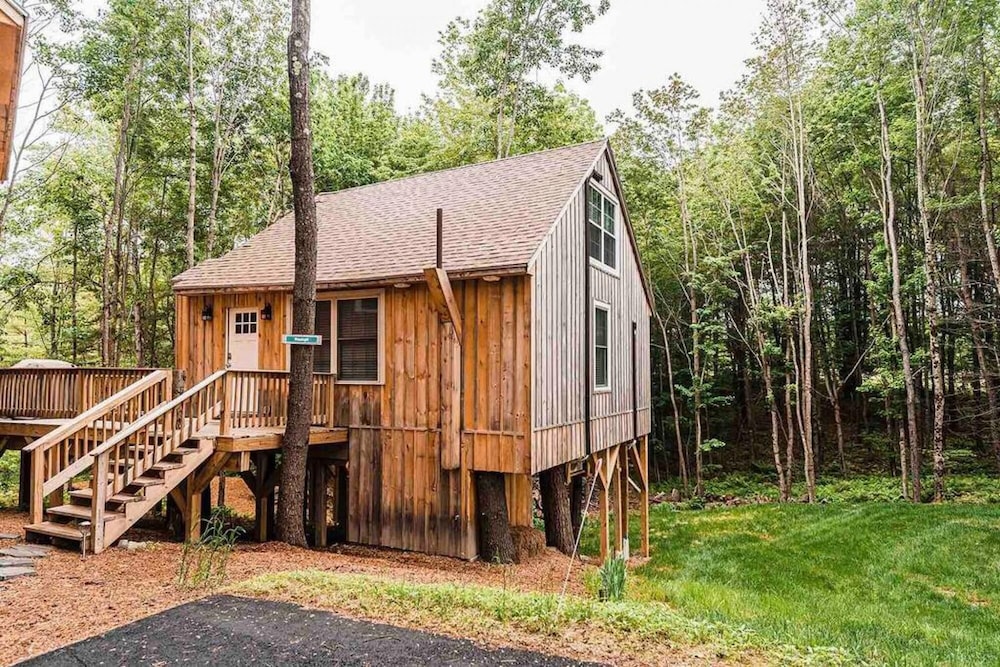 Moonlight Treehouse-amazing Views Private hot tub view 4