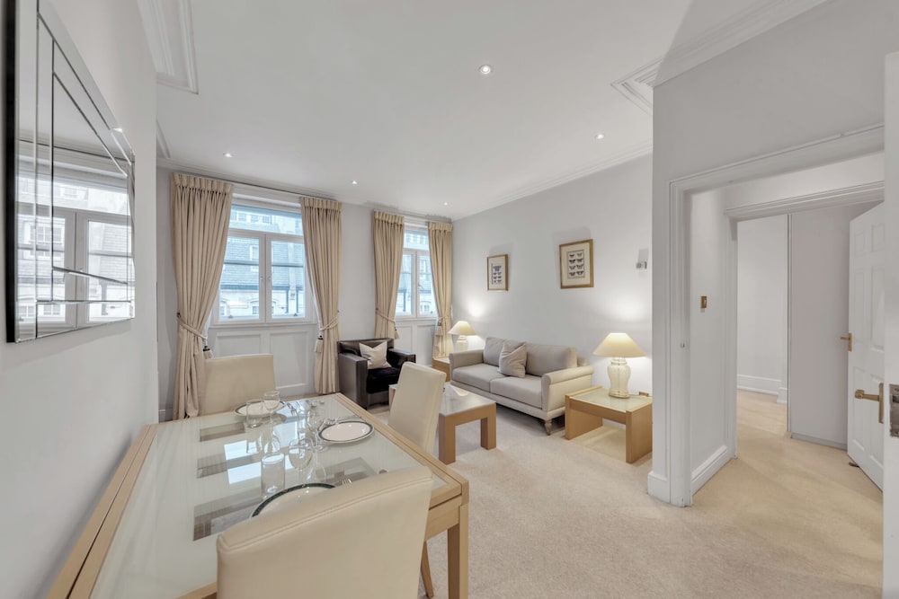 The Hertford Boutique