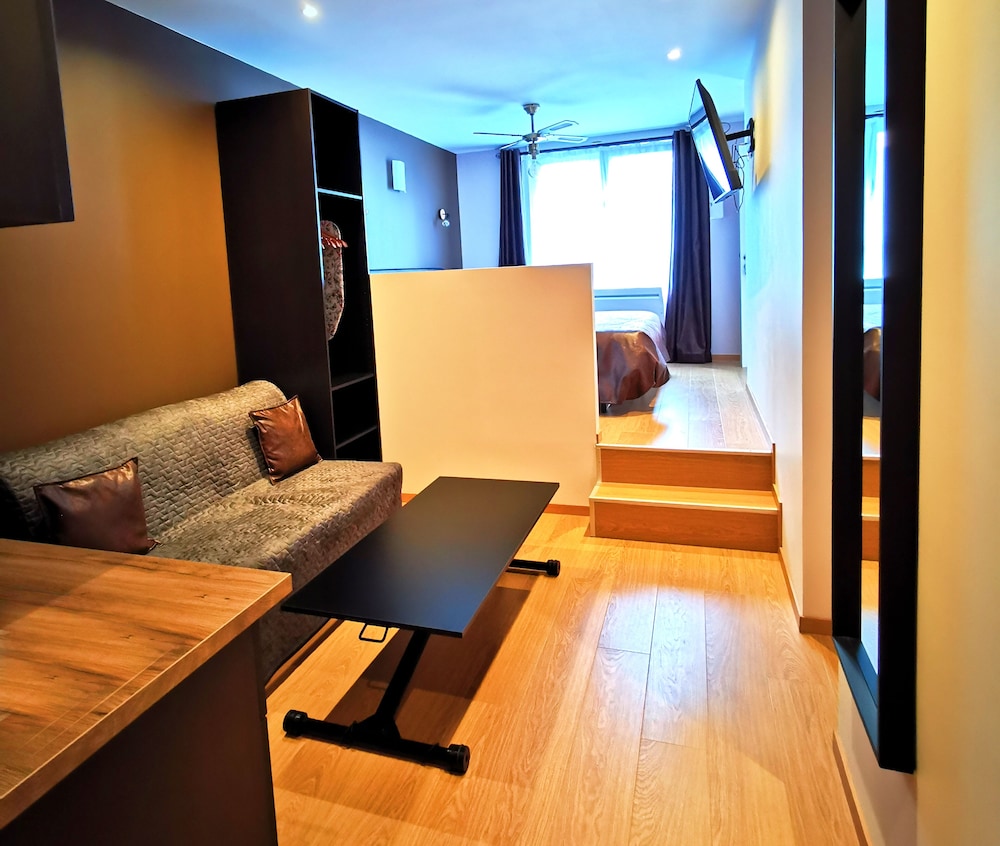 hotel room