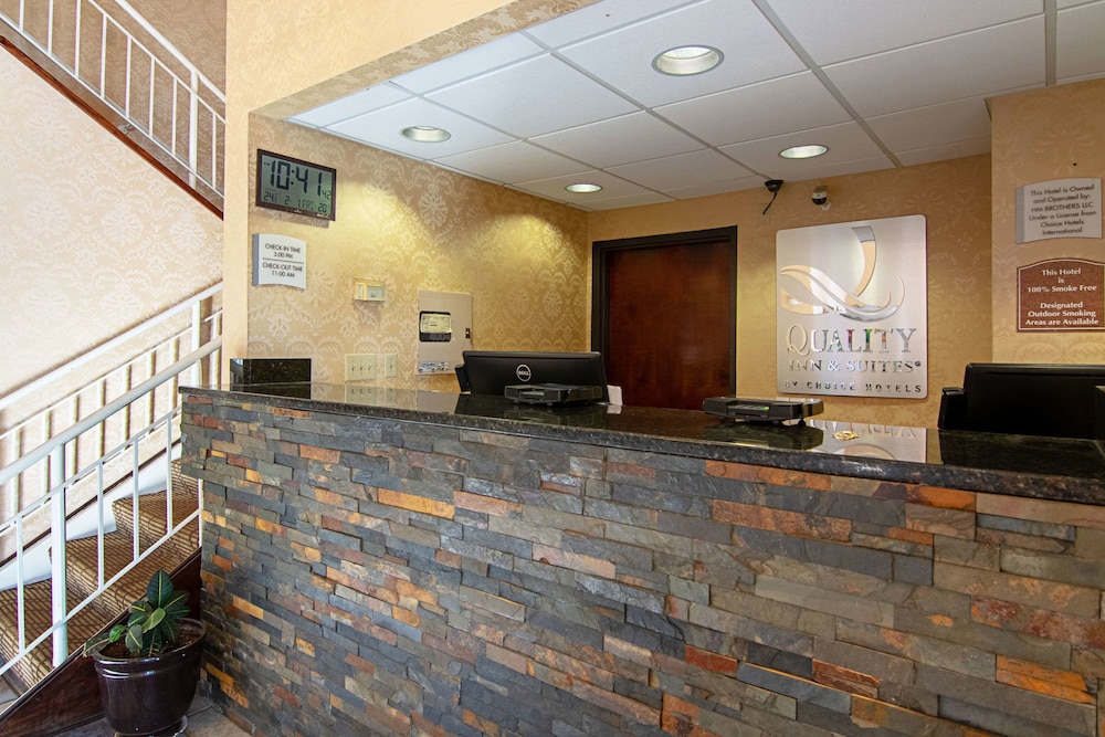 Quality Inn & Suites Richburg I-77 view 3