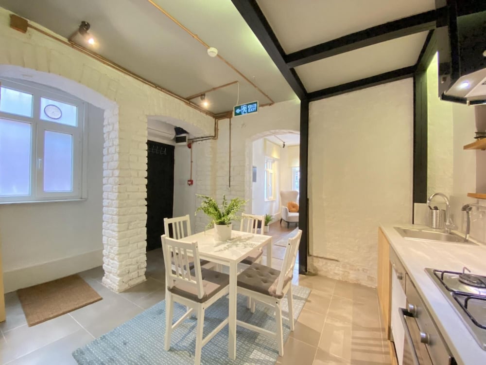 Missafir Spectacular and Central Flat in Beyoglu