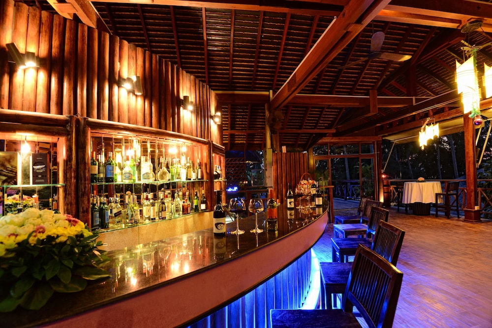 Nataya Roundhouse Coral Bay Resort and Spa