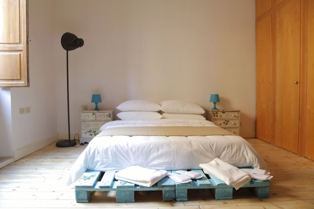 Garbatella Suites