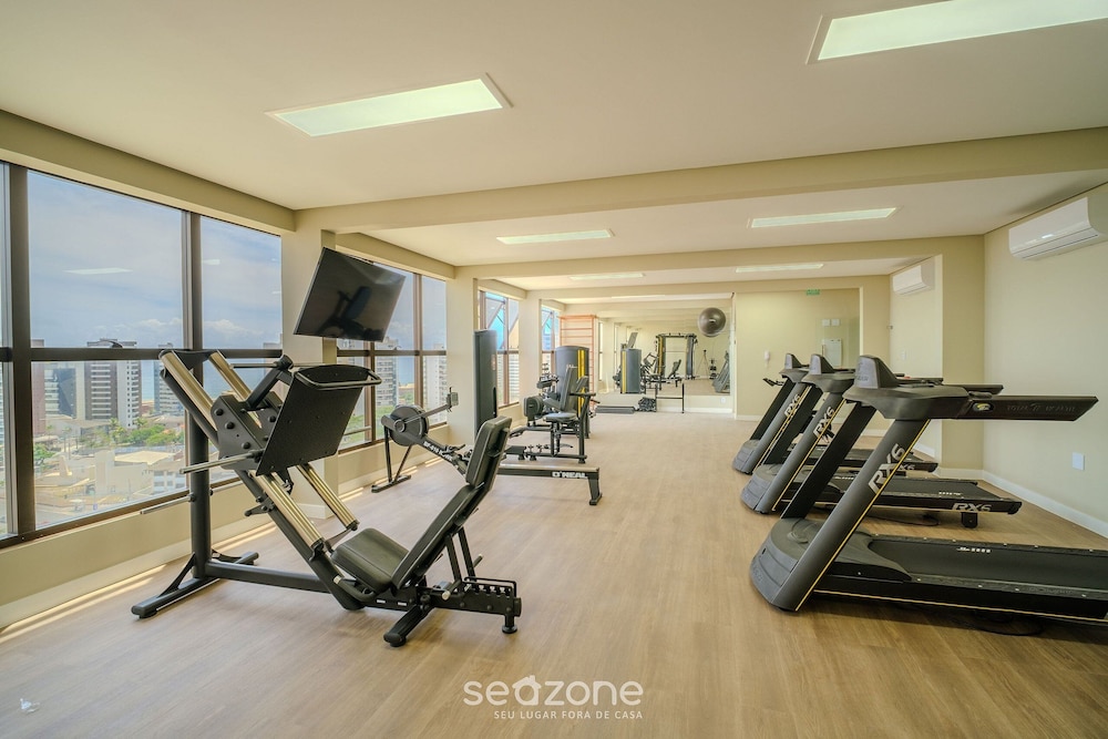 SMT - Building 750m From the Beach in Salvador