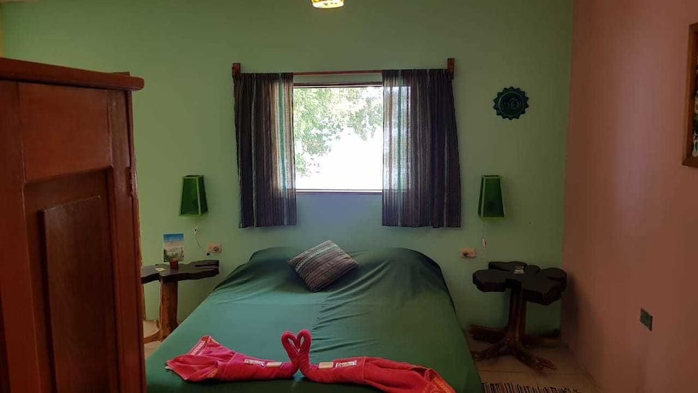 Gucumatz Lakeside Inn