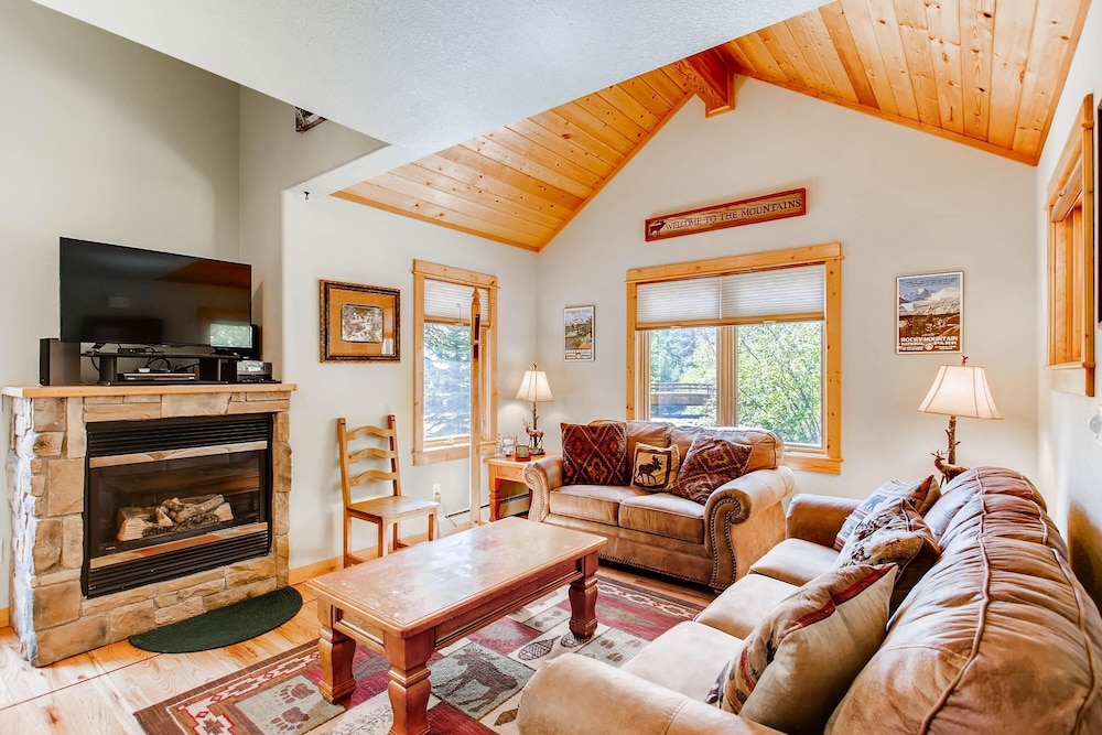 Estes Park Condos - Property Image 41