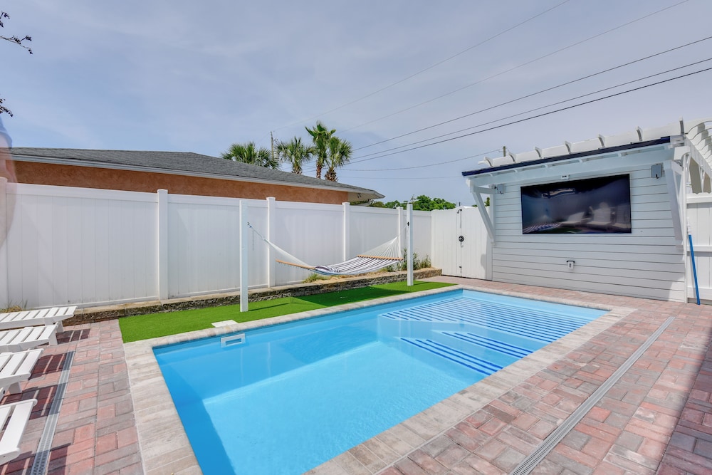 Walk to Laguna Beach: PCB Home w/ Pool Near Gulf!