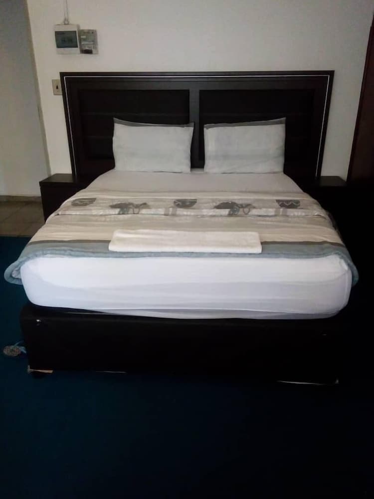 Master Palace - Sasolburg view 5