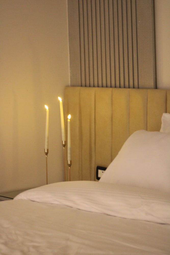 Elite Hotel