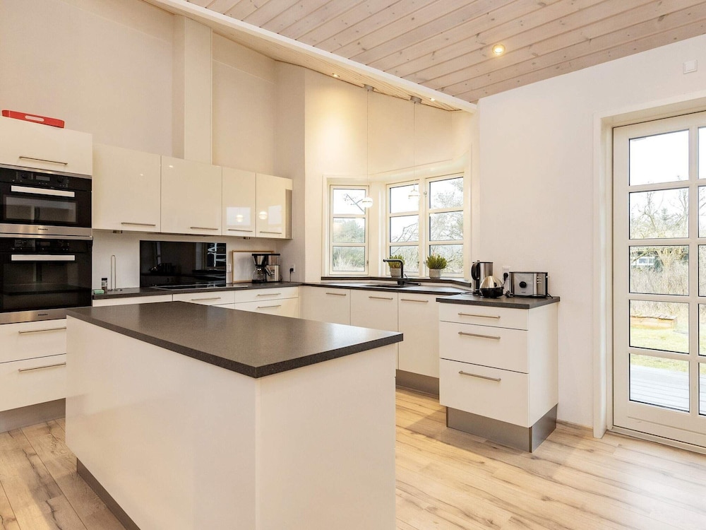 Picturesque Holiday Home in Saltum near Sea view 5