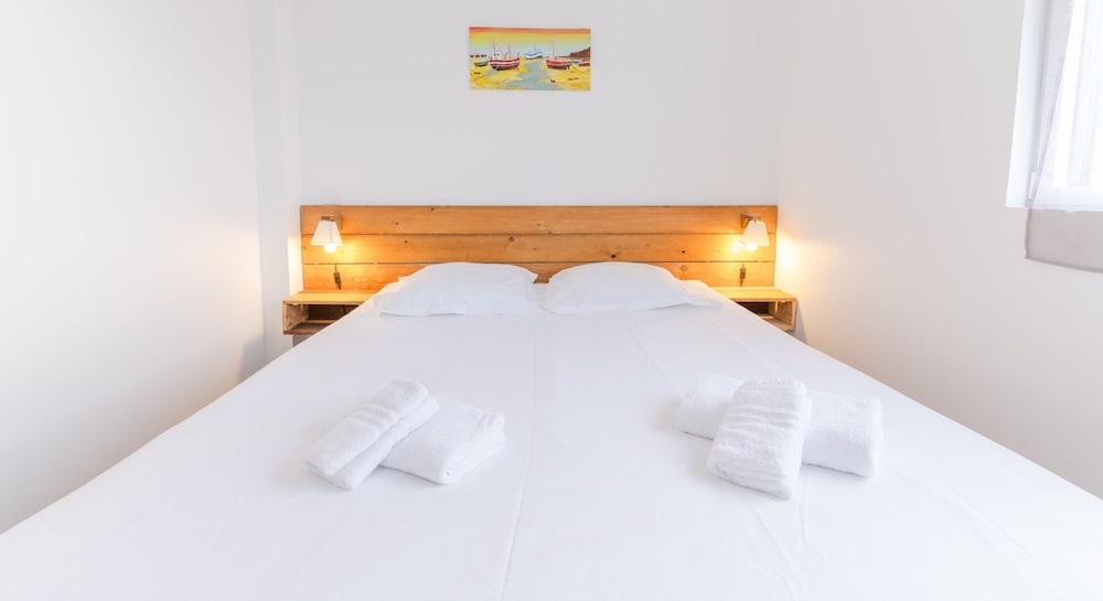 Apartment in Ploudalmezeau Near Treompan Beach