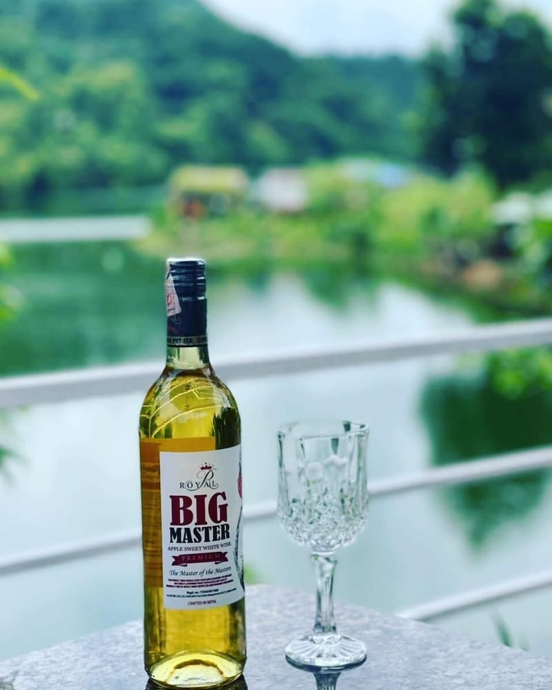 Begnas Lake front guest house