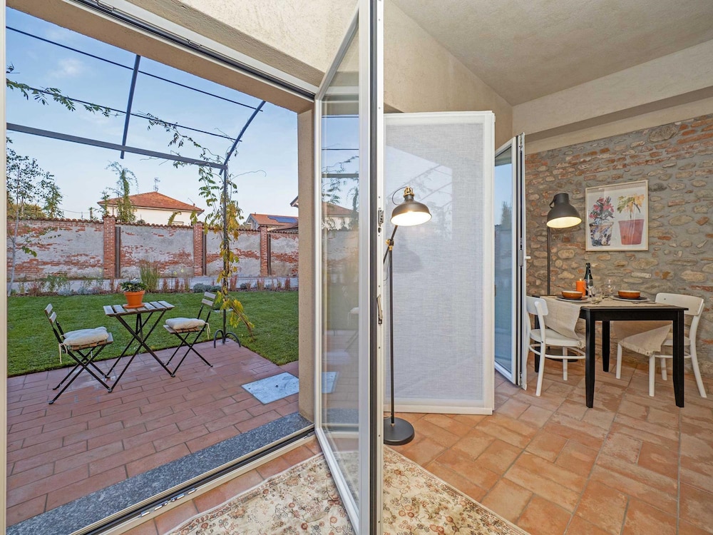 Green Lodge - Apartment 3 - 1 BR 1 Bath