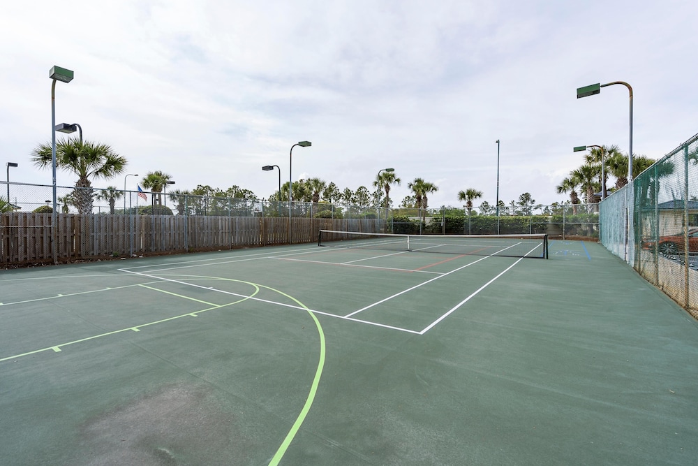 Windward Pointe 1002