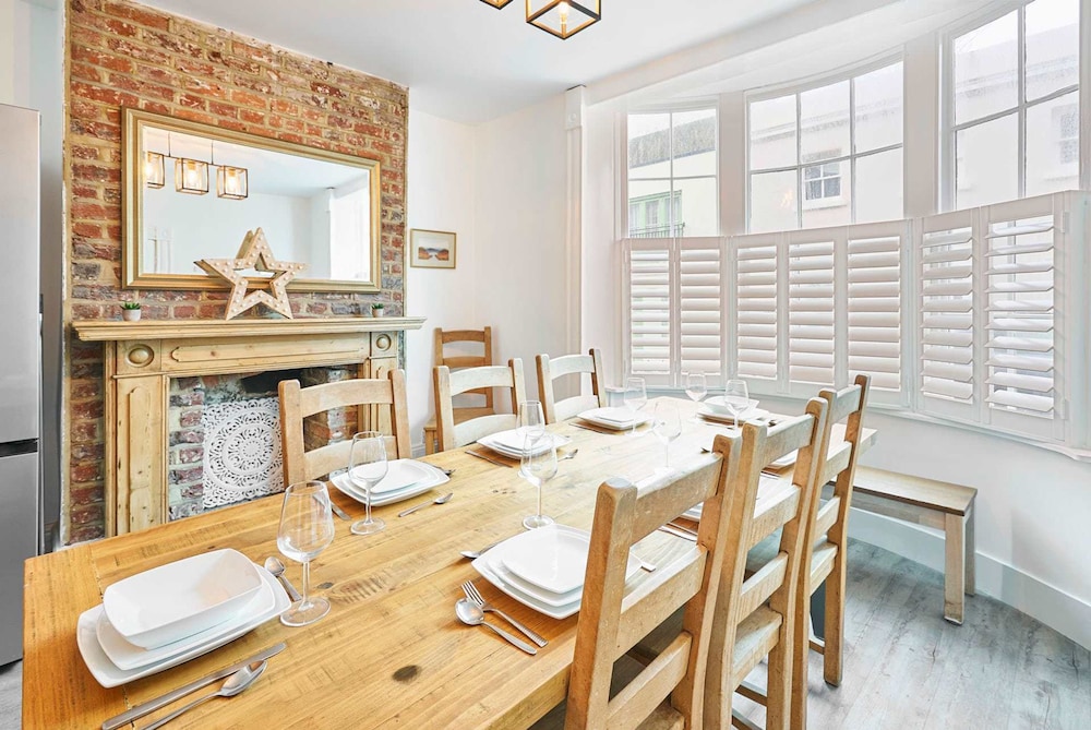 Host Stay Bedford Street