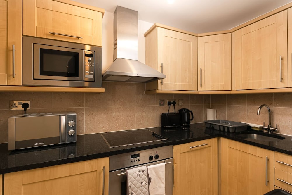 Skyvillion - Spacious 2bed W Balcony In Barnet
