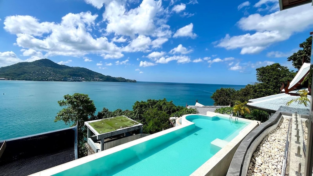 Luxury Seaview 6 Bedrooms With Infinity Pool Villa, Private Gym, Superfast Wifi