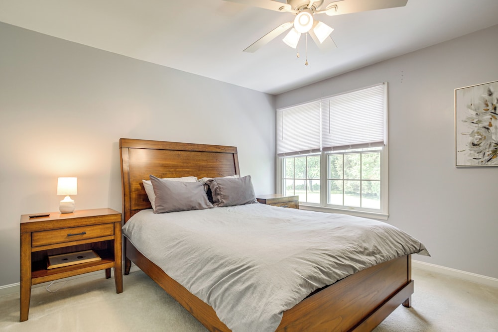 Waterfront Home w/ Hot Tub in Bozman Village!