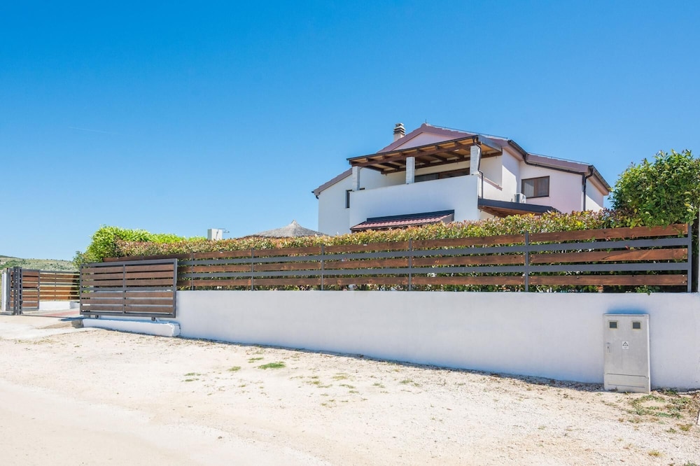 Villa M M Zadarvillas view 3