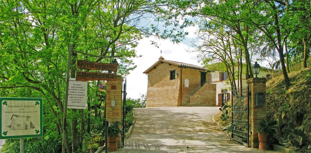 Agriturismo Santa Margherita